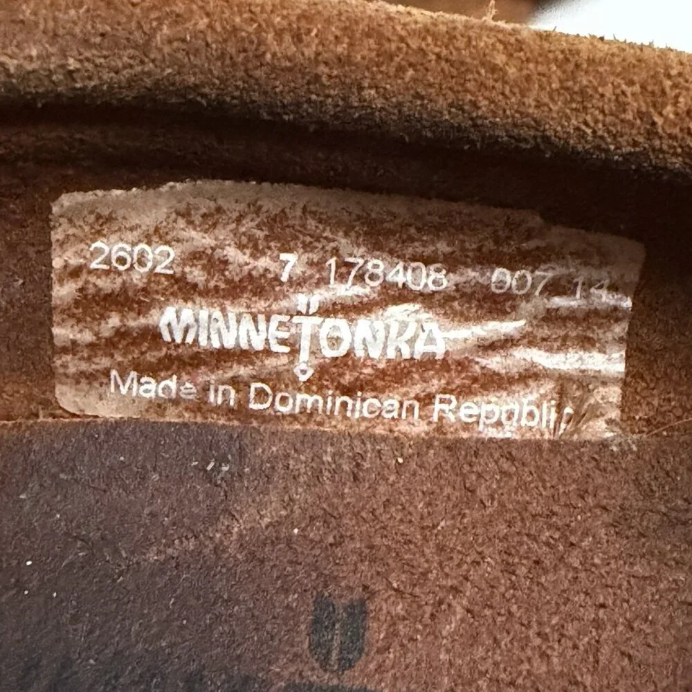 Minnetonka Shoes Moccasins Kids 7 Brown Suede Thunderbirds Rubber Sole Boho